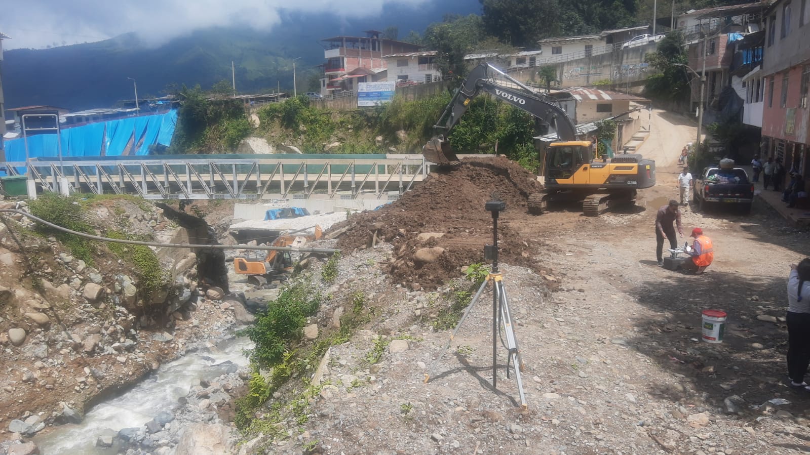 Reforzamiento de muro de contención en Canchaque sigue en Piura.